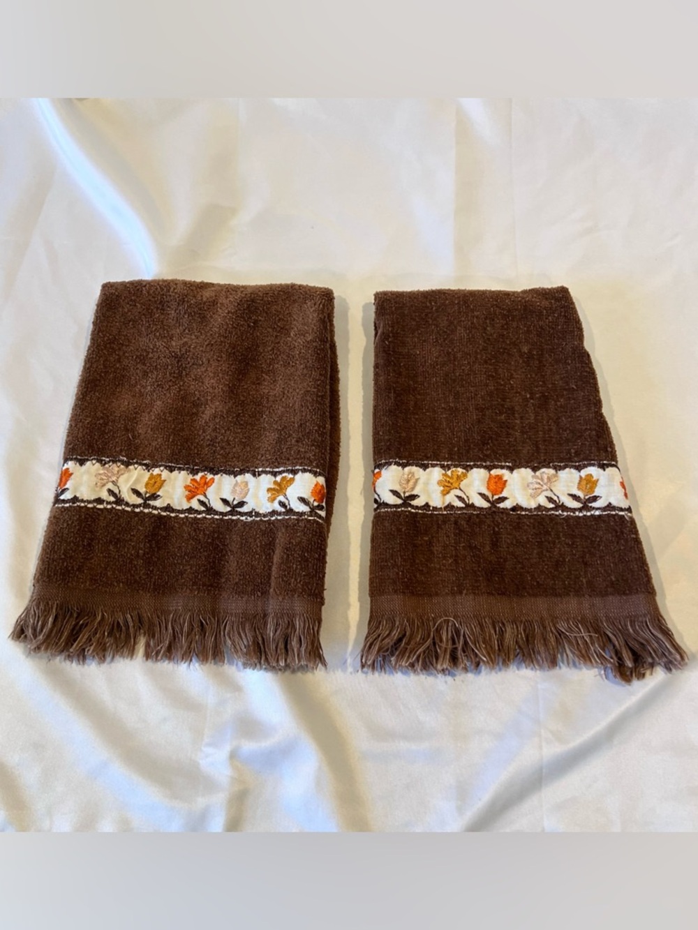 Vintage Brown Hand Towels Set Cannon Fringe Floral Cottage Fall Decor